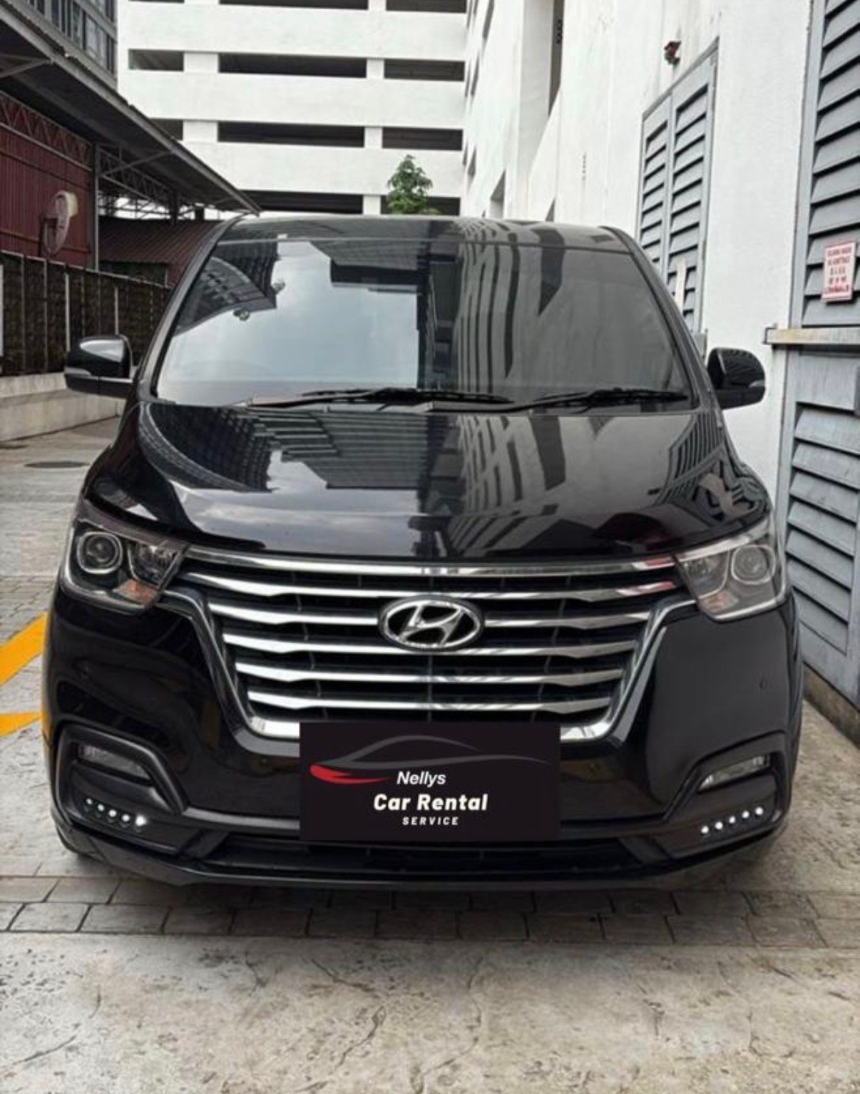 Hyundai Starex